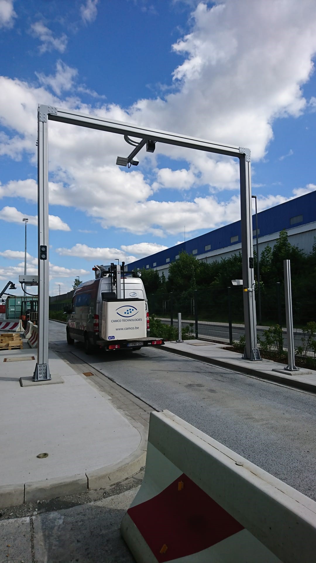 Remprex truck camera portal under canopy